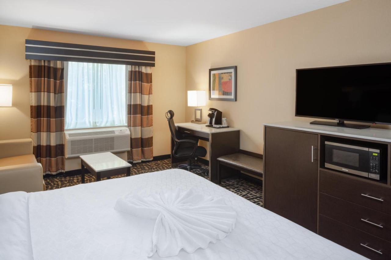 Holiday Inn Poughkeepsie By Ihg Exterior foto